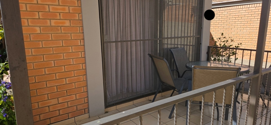 1 Bedroom Property for Sale in Langenhovenpark Free State